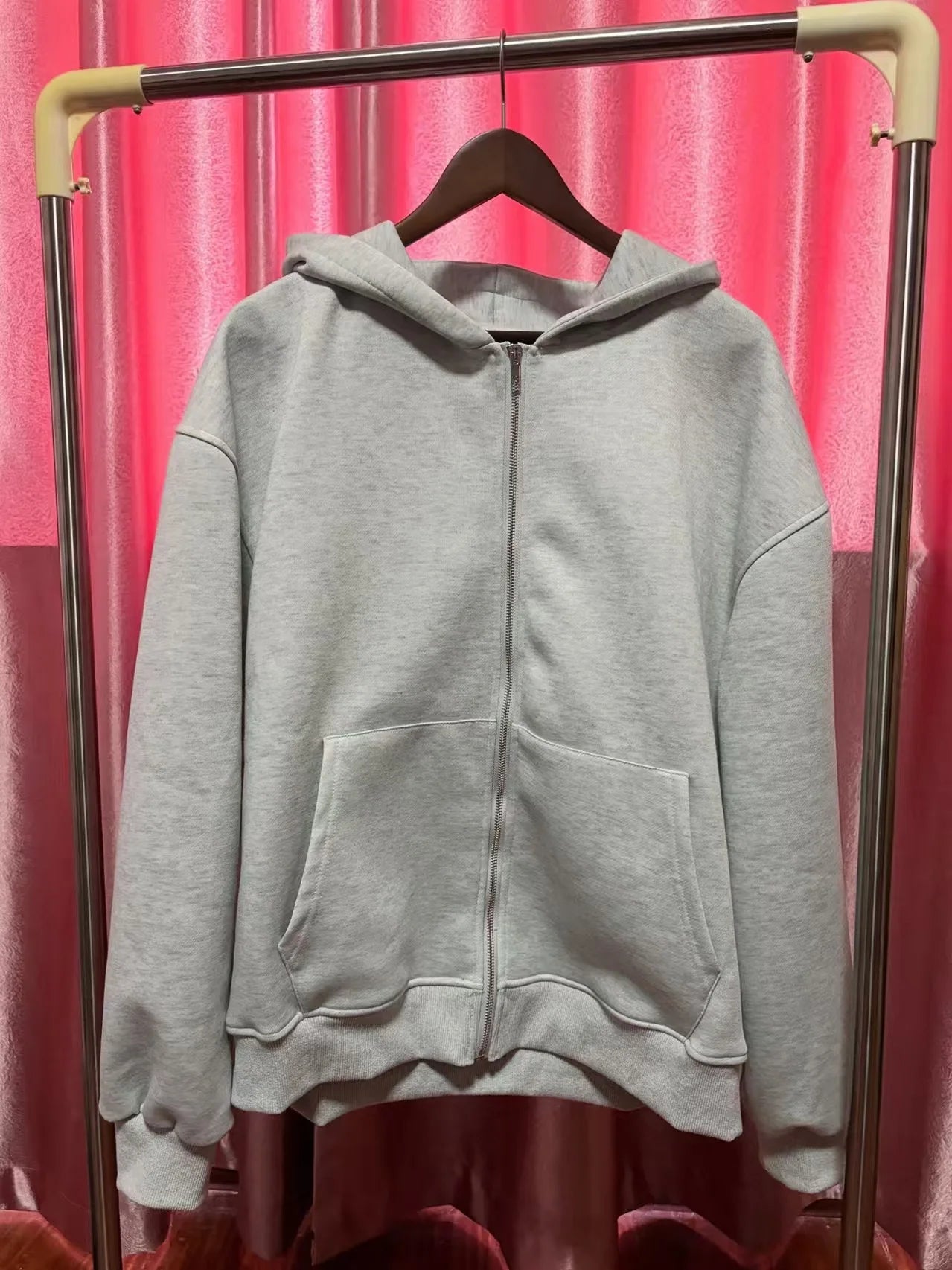 Elevate Your Casual Style with the 2025 Spring Autumn Men's Hoodie - Trendy Solid Design with Convenient Back Pocket